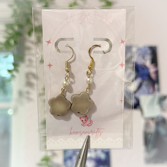 Shell Flower Earrings