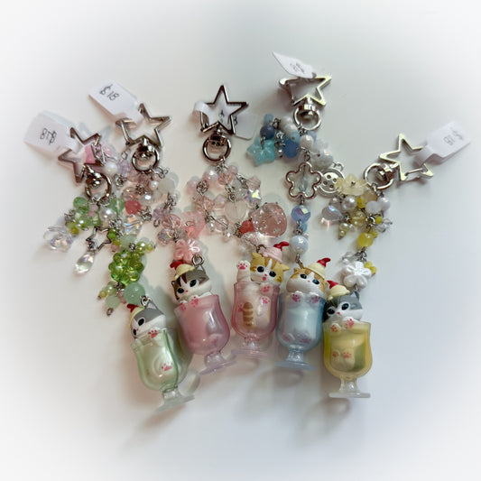 Mofusand Drink Keychains